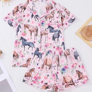 Horse Print Pajamas Set Pink Blue Short Sleeves Short Pants Size L Equestrian